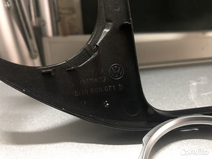 Рамка магнитолы tiguan 1рест