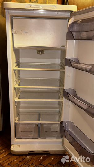 Холодильник бирюса