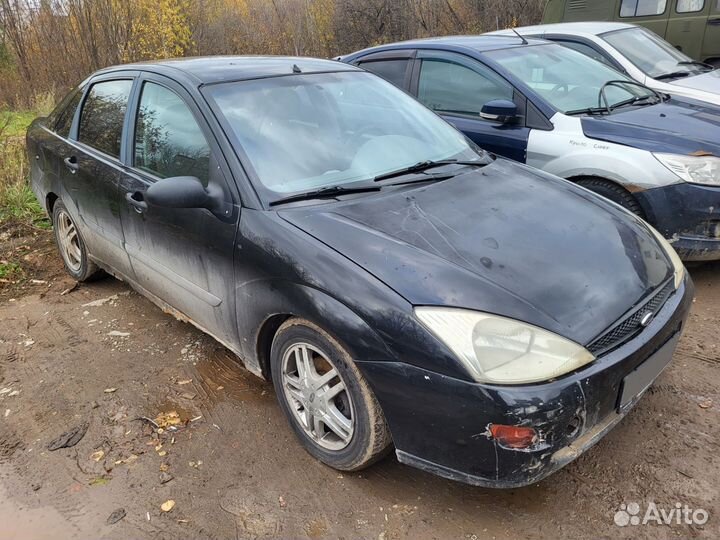 Ford Focus 2.0 AT, 2001, 200 000 км