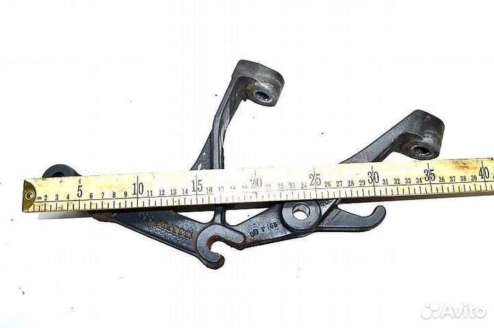 Кронштейн ящика аккумулятора scania P-series (01.0