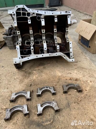 Блок на 271 мотор W204 c200compressor
