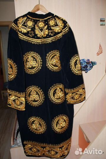 Национальный халат