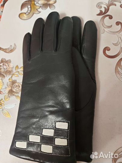 Перчатки женские кожаные новые 7