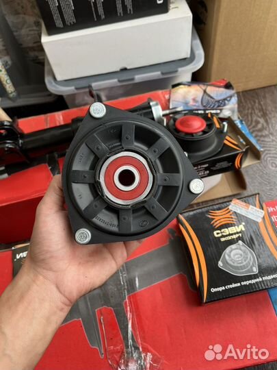 Стойки передние на ваз 2114