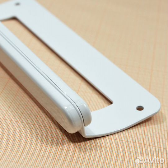 Ручка двери холодильника Ariston, Stinol, Indesit