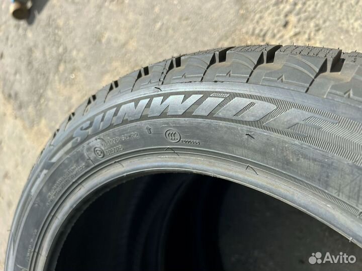 Sunwide Snowide 225/45 R17 93U