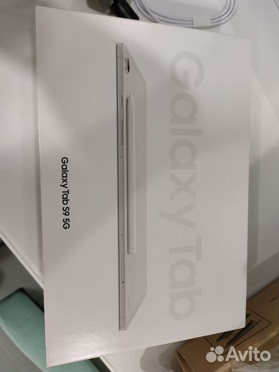 Galaxy Tab S9 8/128GB 5G Бежевый + стилус