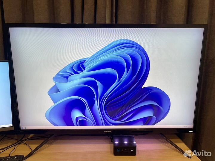 Монитор 43 Philips 4K hdr