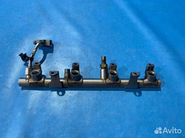 Топливная рейка Audi Q7 4.2 BAR