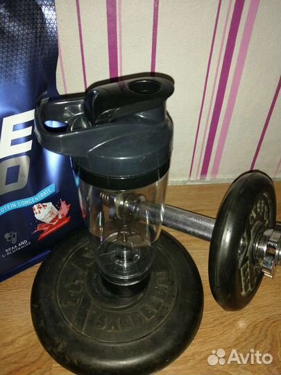 Шейкер электрический 600 мл новый спортпит