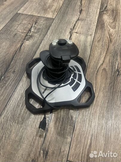 Джойстик logitech