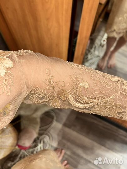 Вечернее платье