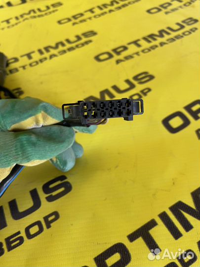 Зеркало левое Volkswagen Passat B5