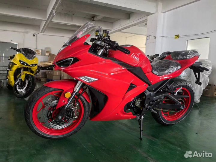 Электромотоцикл yamaha R3