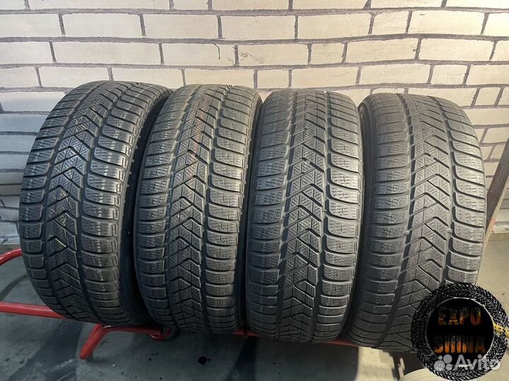 Pirelli Winter Sottozero 3 235/55 R17 99H