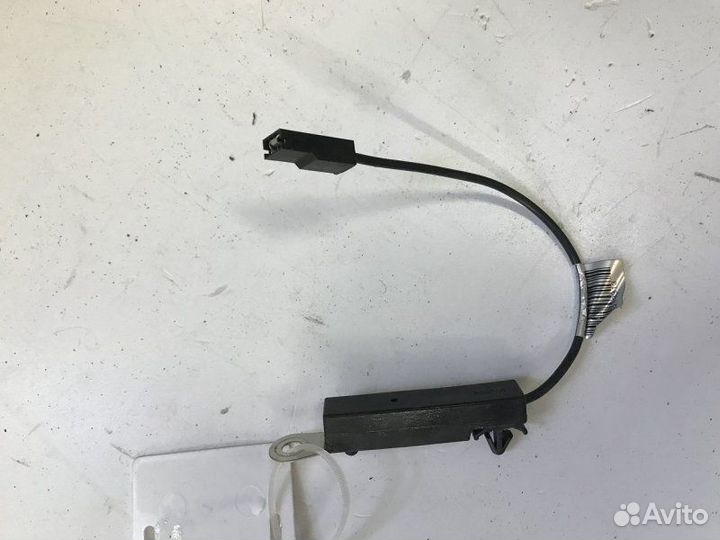 Антенна Land Rover Discovery Sport L550 224DT 2022