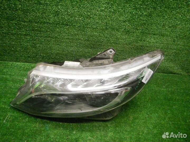 Фара левая Mercedes-Benz V-Class/Vito/Viano