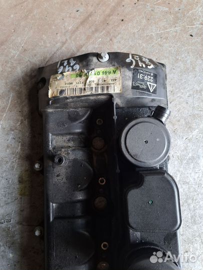 Крышка клапанов Mercedes om646