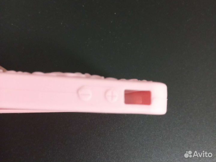 Чехол на iPhone 4s розовый с цветами