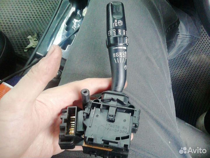 Подрулевой переключатель дворников