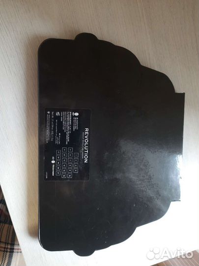 Палетка теней revolution friends taxi