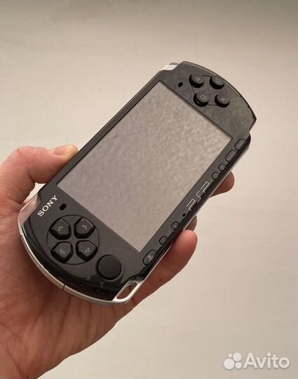 Sony PSP 3008 прошитая +128гб и 500 игр