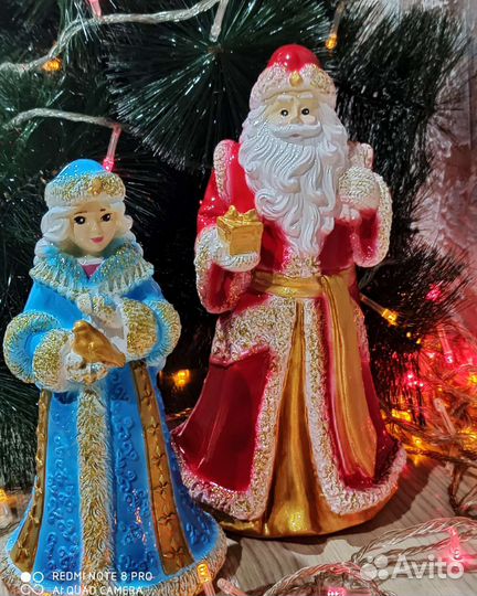 Статуэтки Деда Мороза и Снегурочки