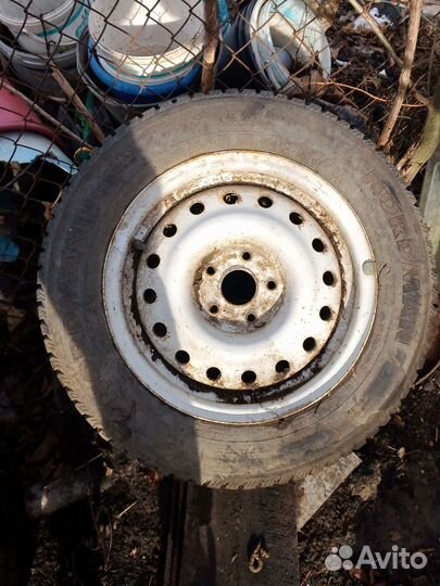 Колёса нива, волга