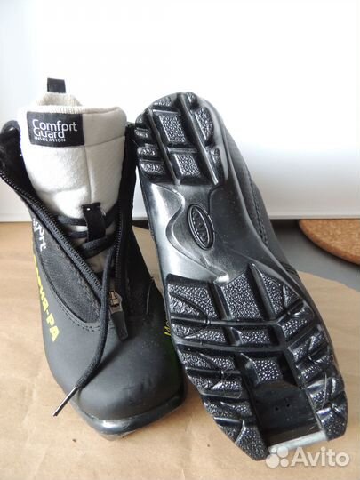 Лыжные ботинки размер 34