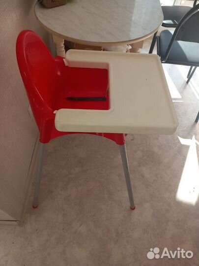 Стульчик для кормления IKEA со столиком