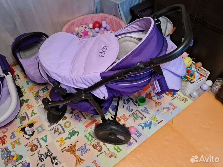 Коляска zippy 3 в 1