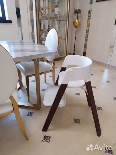 Детский стул stokke+мягкая вставка для доп сидения