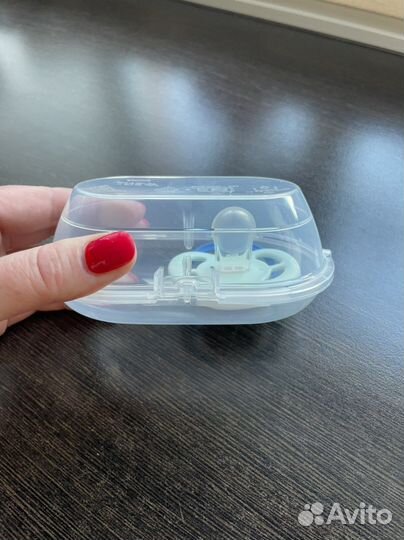 Соска пустышка Avent новая 0-6