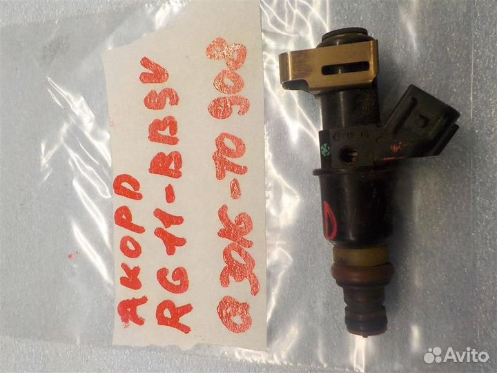 Форсунка инжекторная электрическая Honda Accord V