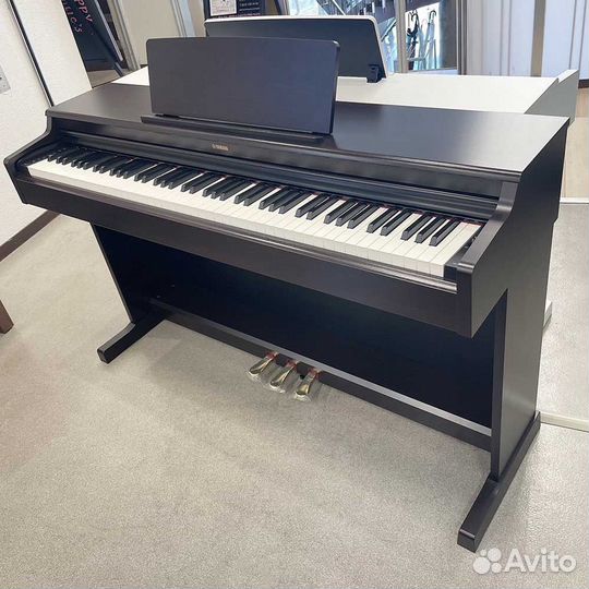 Yamaha YDP 165 цифровое пианино. Новое