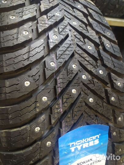 Nokian Tyres Hakkapeliitta 10p SUV 255/50 R19