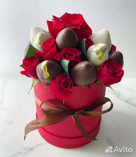 Клубника в шоколаде букеты и не только