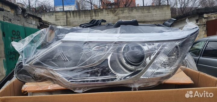 Фара тайота camry 50 второй рестайлинг левая