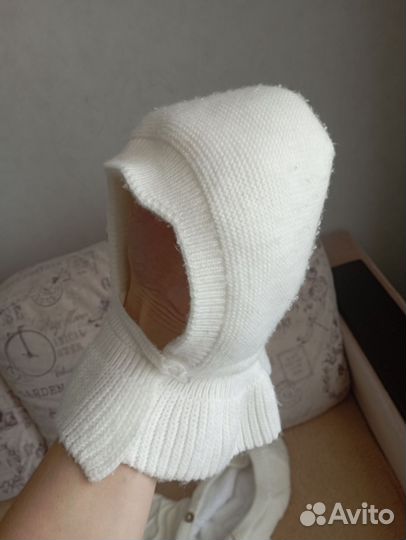 Вязаный комбенизон,шапка,пинетки для новорождённых