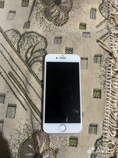 iPhone 8, 64 ГБ