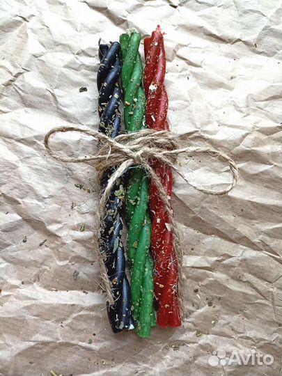 Свечи-скрутки восковые ручной работы