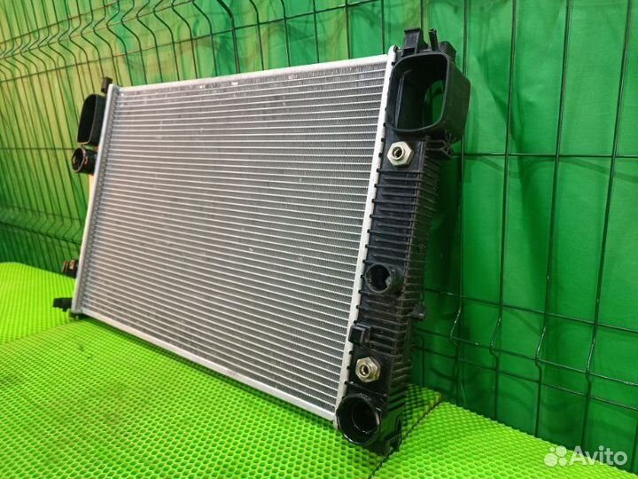 Радиатор охлаждения Mercedes Benz S500 W221