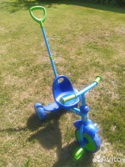 Трехколесный велосипед