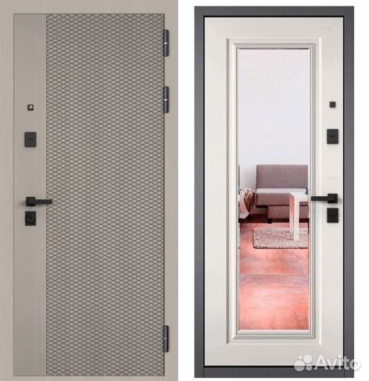 Входная дверь с зеркалом