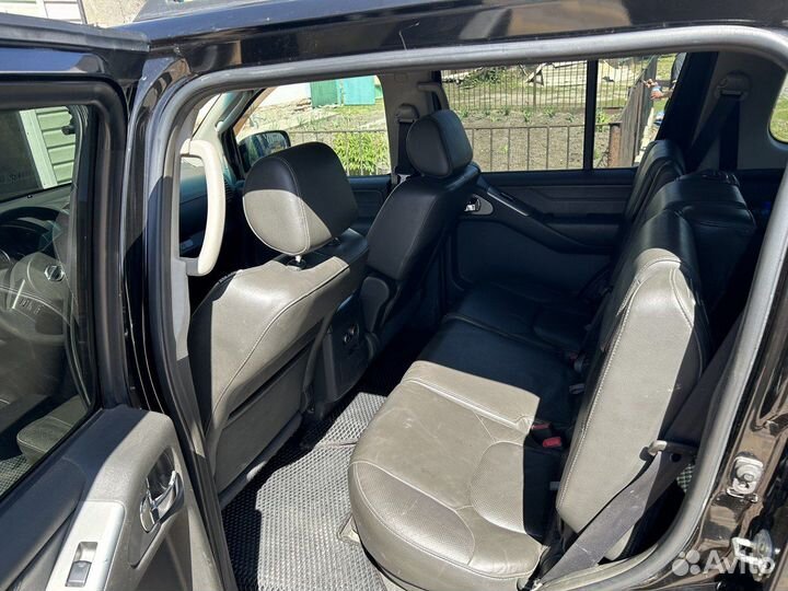 Nissan Pathfinder 2.5 AT, 2006, 282 000 км