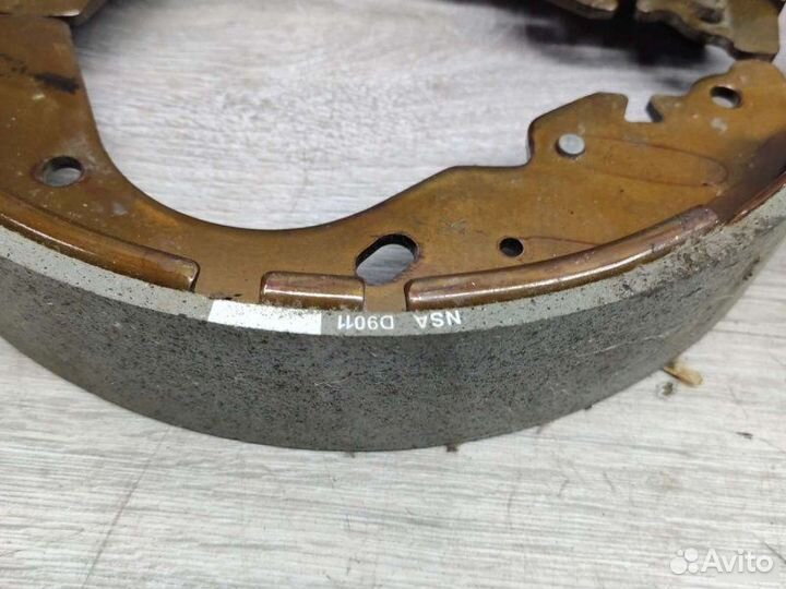 Тормозные накладки Nissan Navara