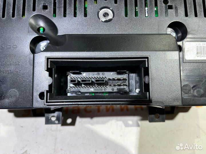 Панель приборов (щиток) Volkswagen Tiguan 2009