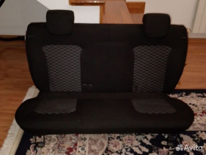 Заднее сиденье granta