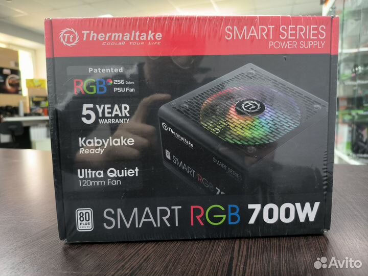 Блок питания Thermaltake SMART RGB 700W 80+