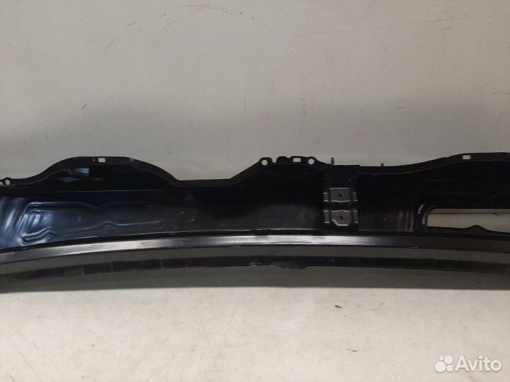 Панель передняя (телевизор) передний Toyota Land